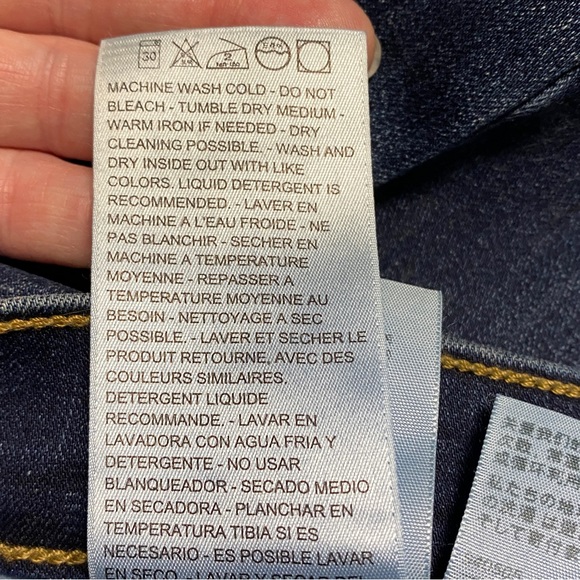 Blue Levi’s 315 Shaping Bootcut, 30 - Picture 6 of 10